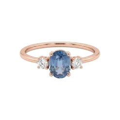 Anillo de oro rosa, diamantes 0.13 ct y zafiro 0.58 ct