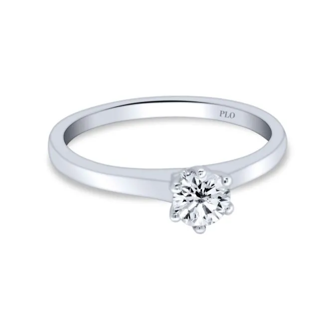 Anillo solitario de oro blanco y diamante de 0.40 quilates