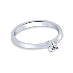 Anillo solitario de oro blanco y un diamante de 0.30 quilates