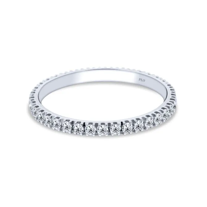 Anillo tipo alianza de oro blanco con diamantes 0.50 quilates