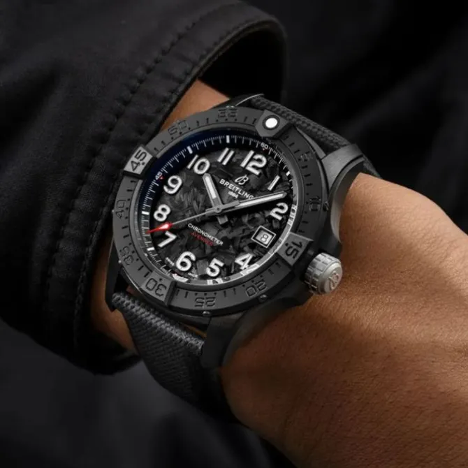 Breitling Avenger Automatic Night Mission 42mm