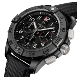 Breitling Avenger B01 Chronograph Night Mission Negro 44mm