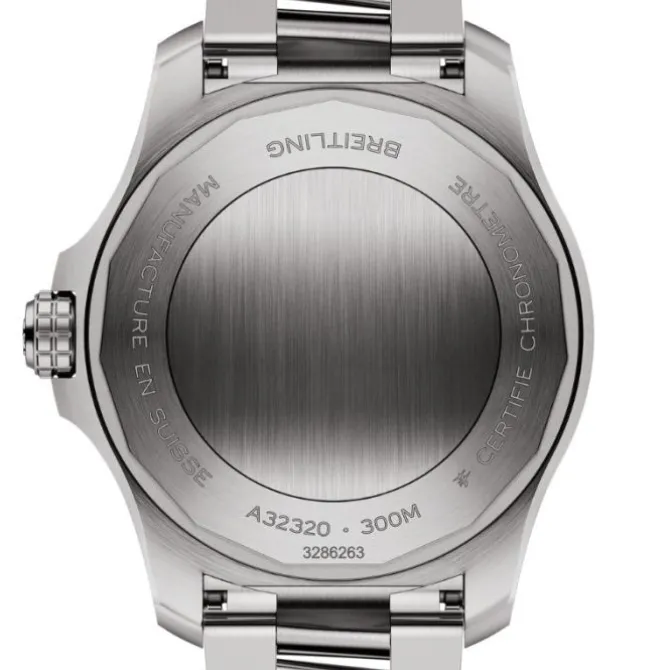 Breitling Avenger GMT Automatico Negro 44mm