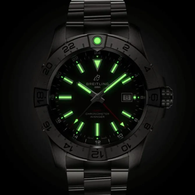 Breitling Avenger GMT Automatico Negro 44mm