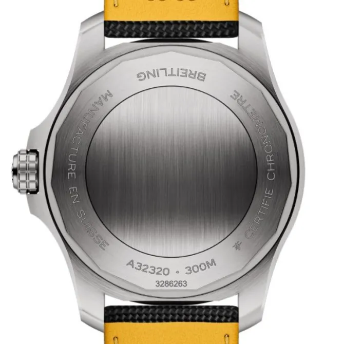 Breitling Avenger GMT Automatico 44mm