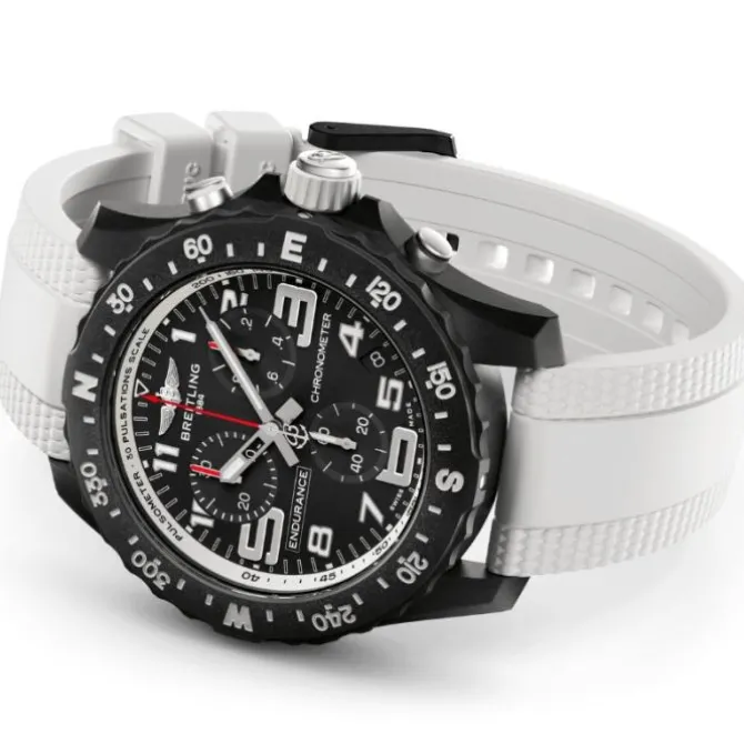 Breitling Endurance Pro Breitlight® 44mm Blanco