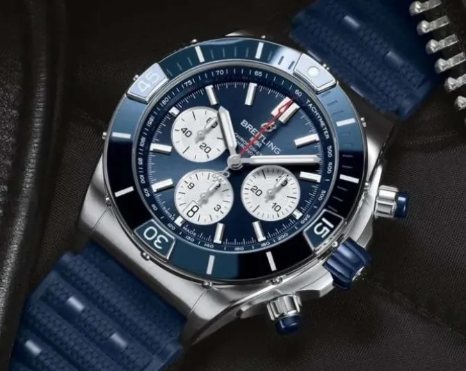 Breitling Super Chronomat B01 Automático 44 mm Azul