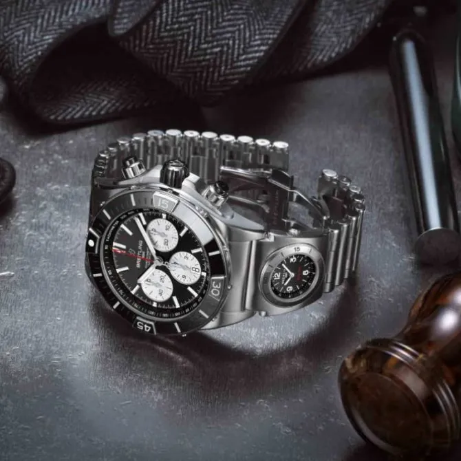 Breitling Super Chronomat B01 44 mm AB0136251B1A2