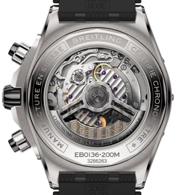 Breitling Super Chronomat B01 Titanio 44 mm