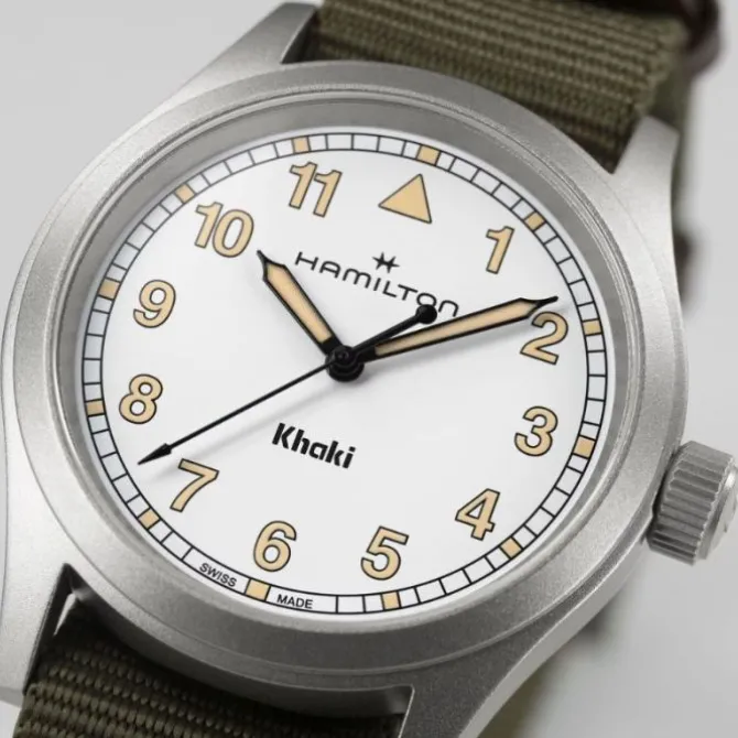 Hamilton Khaki Field Cuarzo 38 mm Blanco