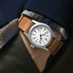 Hamilton Khaki Field Mecanico Cuero 38 mm
