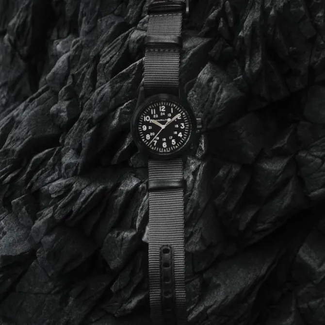 Hamilton Khaki Field Mechanical 38 mm Negro PVD