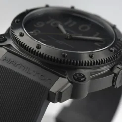 Hamilton Khaki Navy BeLOWZERO Titanio Auto 46 mm