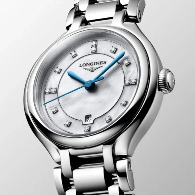 Longines PrimaLuna 30 mm Cuarzo Esfera Madre Perla Diamantes