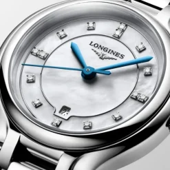 Longines PrimaLuna 30 mm Cuarzo Esfera Madre Perla Diamantes