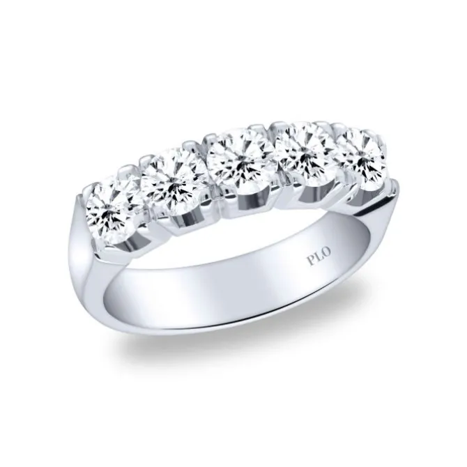 Media alianza de oro blanco con diamantes 1.5 quilates