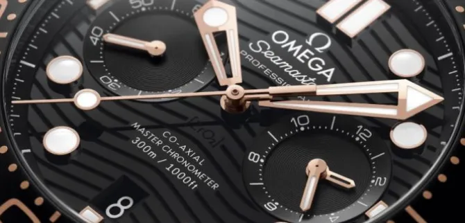 OMEGA Seamaster Diver 300M Cronografo 44 mm Oro Sedna 210.22.44.51.01.001