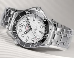 OMEGA Seamaster Diver 300M Co-Axial 42 mm Blanco
