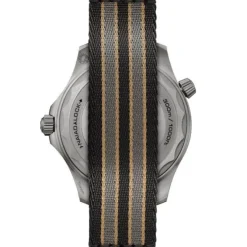 Omega Seamaster Diver 300m James Bond 007 Edition 210.92.42.20.01.001