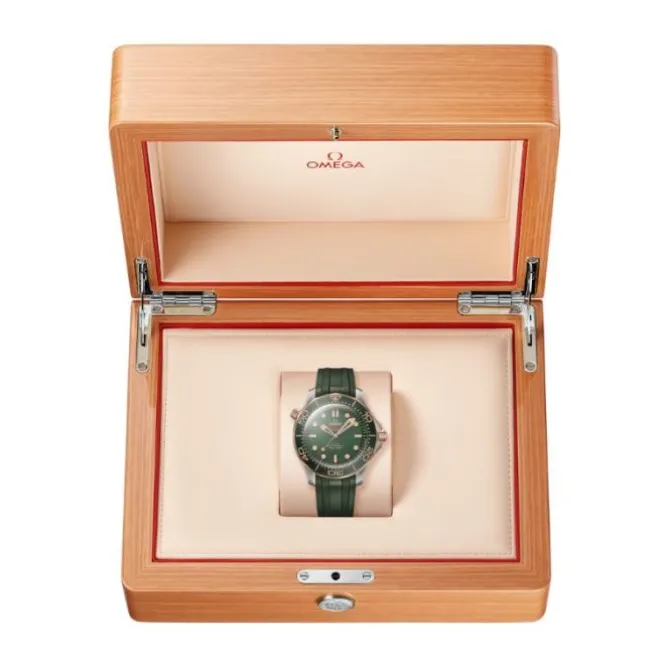 Omega Seamaster Diver 300M Titanio Oro Bronce 42mm