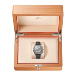 OMEGA Speedmaster Grey Side of the Moon 44,25 mm