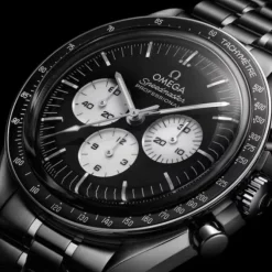 OMEGA Speedmaster Moonwatch Professional Panda Dial 42 mm