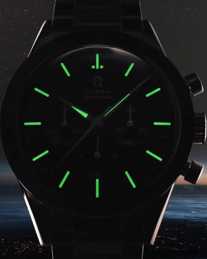 OMEGA Speedmaster Moonwatch Serie Aniversario Cuero Negro