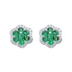 Pendientes de oro blanco, diamantes 0.21 quilates y esmeraldas 0.63 quilates