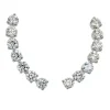 Pendientes trepadores de oro blanco y diamantes de 0.90 quilates