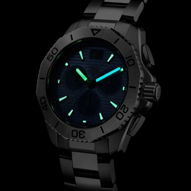 TAG Heuer Aquaracer Professional 200 Chronograph 40mm