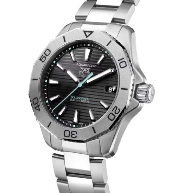 TAG Heuer Aquaracer Professional 200 Solargraph 40mm