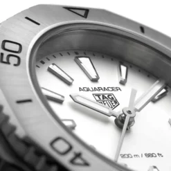 TAG Heuer Aquaracer Professional 200 Mujer Plateado 30 mm