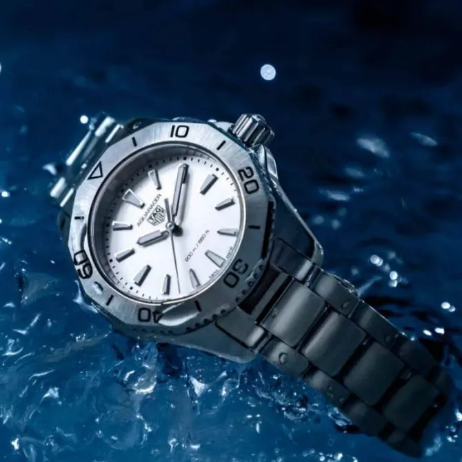 TAG Heuer Aquaracer Professional 200 Mujer Plateado 30 mm