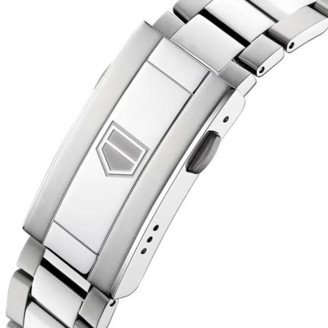 TAG Heuer Aquaracer Professional 200 Calibre 5 40mm