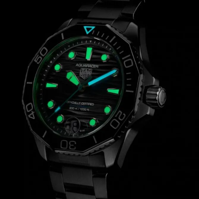 TAG Heuer Aquaracer Professional 300 Date 42mm