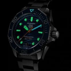 TAG Heuer Aquaracer Professional 300 Date 42mm TH31-00