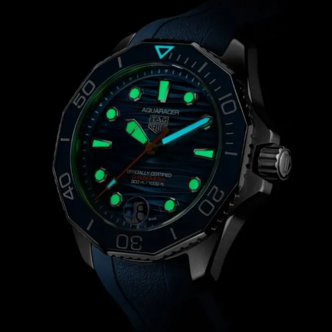 TAG Heuer Aquaracer Professional 300 Date 42mm