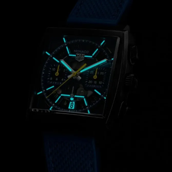 TAG Heuer Monaco Titanio Automatic Chronograph 39mm