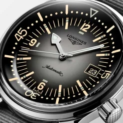 The Longines Legend Diver Automatico 42mm L3.774.4.70.2