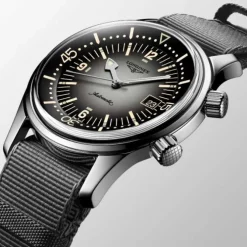 The Longines Legend Diver Automatico 42mm L3.774.4.70.2