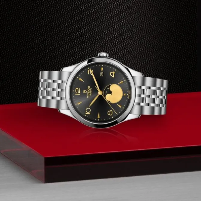 TUDOR 1926 Luna 39mm Negro