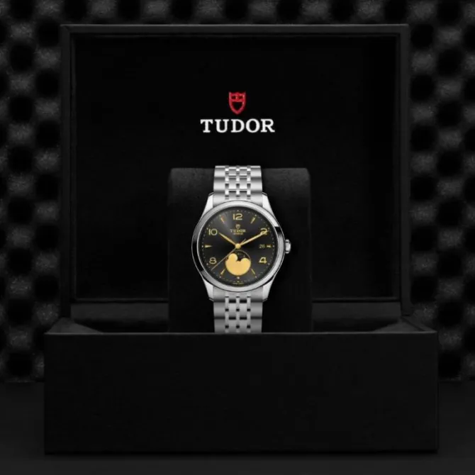 TUDOR 1926 Luna 39mm Negro