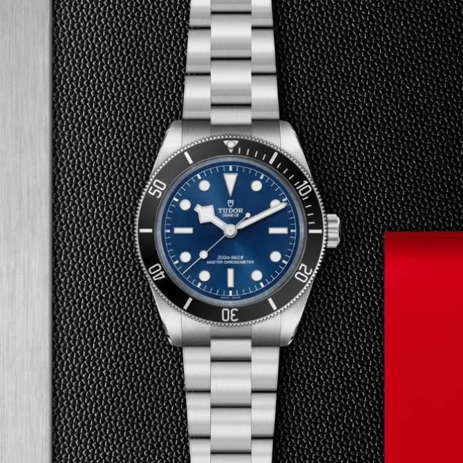 TUDOR Black Bay 68 Azul 43mm