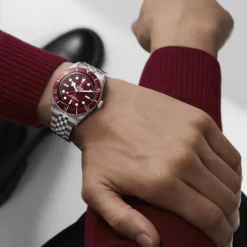 TUDOR Black Bay 58 Burdeos 5 Eslabones 39mm