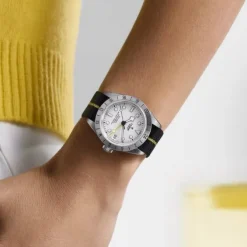 TUDOR Black Bay Pro Blanco Textil 39mm