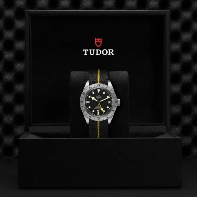 TUDOR Black Bay Pro GMT 39 mm M79470-0002