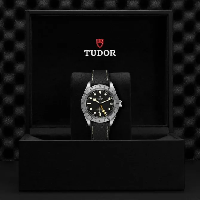 TUDOR Black Bay Pro GMT 39 mm M79470-0003