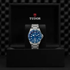 TUDOR Pelagos 42 mm Titanio Esfera Azul