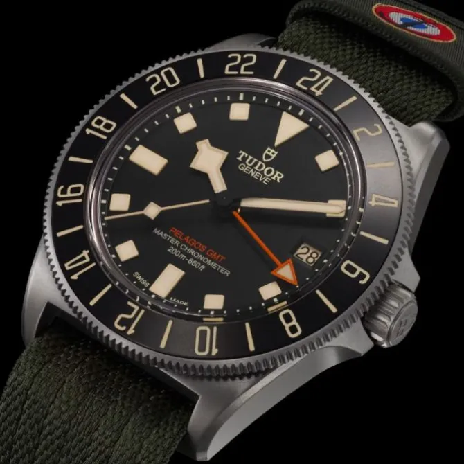 TUDOR Pelagos FXD GMT “Marine Nationale” 42 mm Titanio