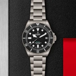 TUDOR Pelagos Ultra Titanio 43 mm